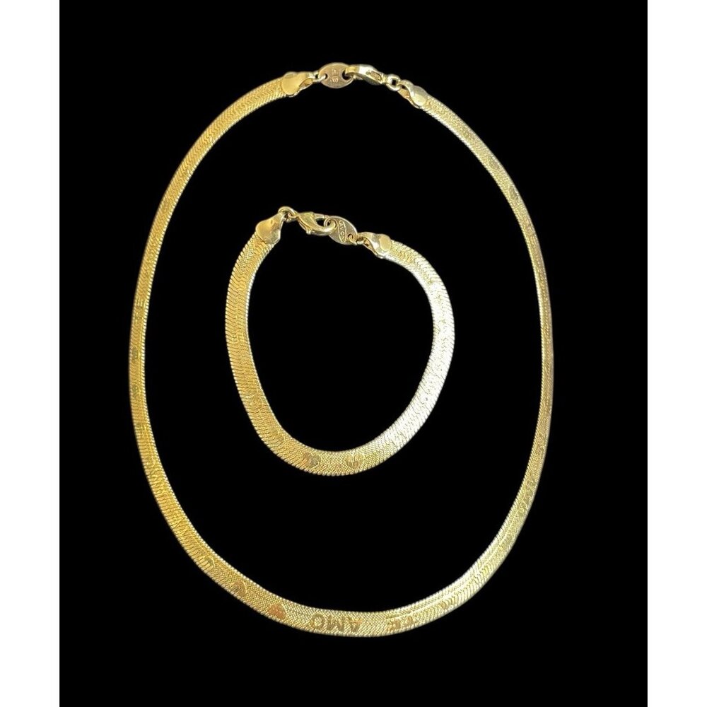 Avon TE AMO (I love you In Spanish) Gold-Tone Herringbone Necklace Bracelet Set